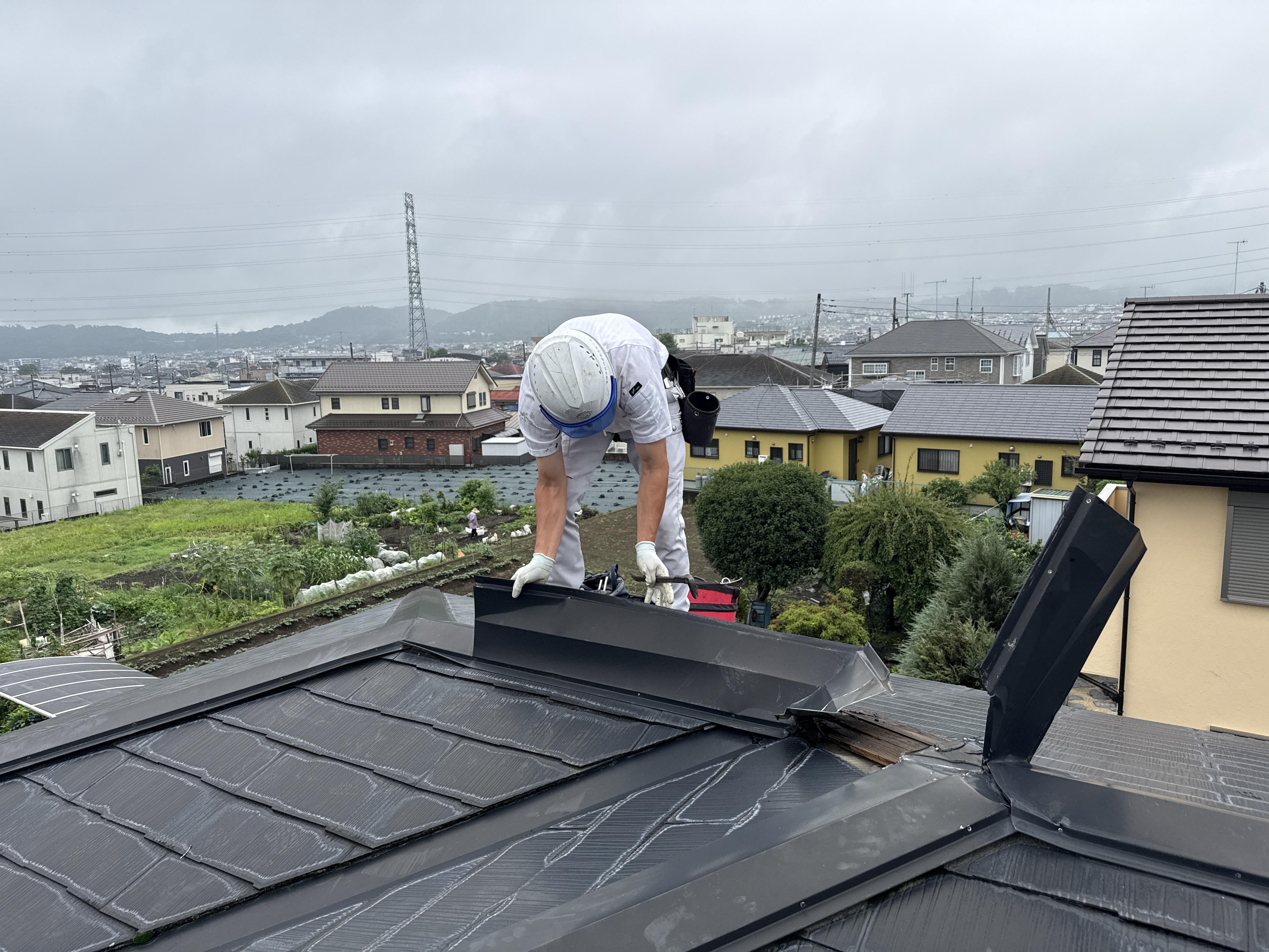 あなたの家を守る、安心の屋根工事